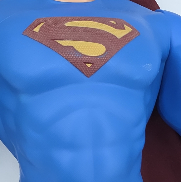 Superman Returns Superman w/ Cape 30" Action Figure - Picture 11 of 14